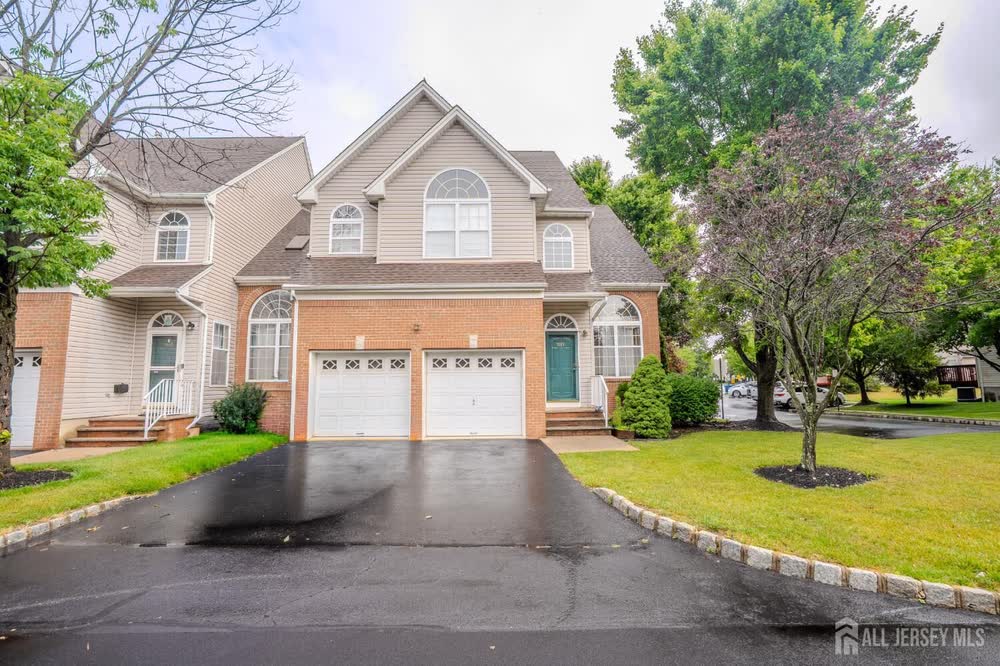 1101 Cottonwood Court North Brunswick, NJ 08902