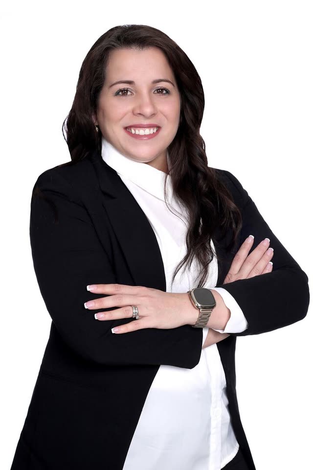 Vanessa Fernandez, Real Estate Professional